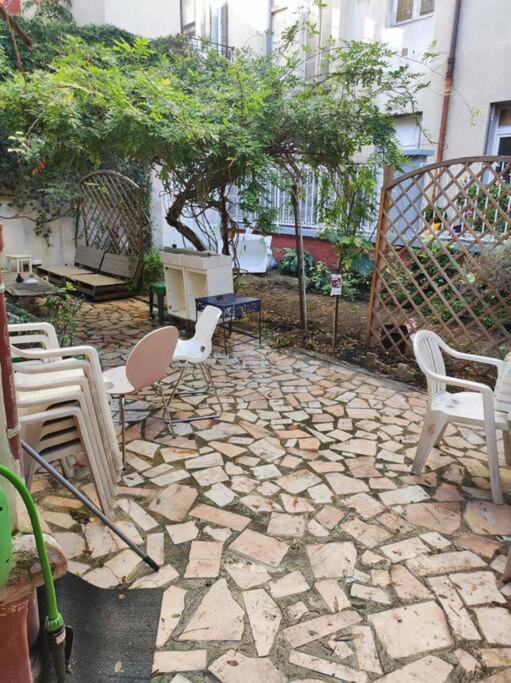 Garibaldi Mini-Maison Jardin Apartment Saint-Ouen  Exterior photo